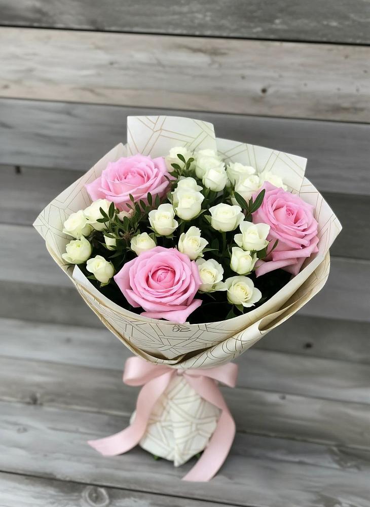 Букет цветов из: Розы в Змейской