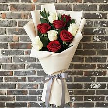 Букет цветов из:  Розы в Змейской