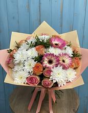 Букет цветов из:  Розы, Герберы и Хризантемы #REPLACE_PRED# Змейской