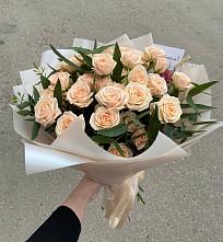 Букет Кремовые розы Латте в Змейской