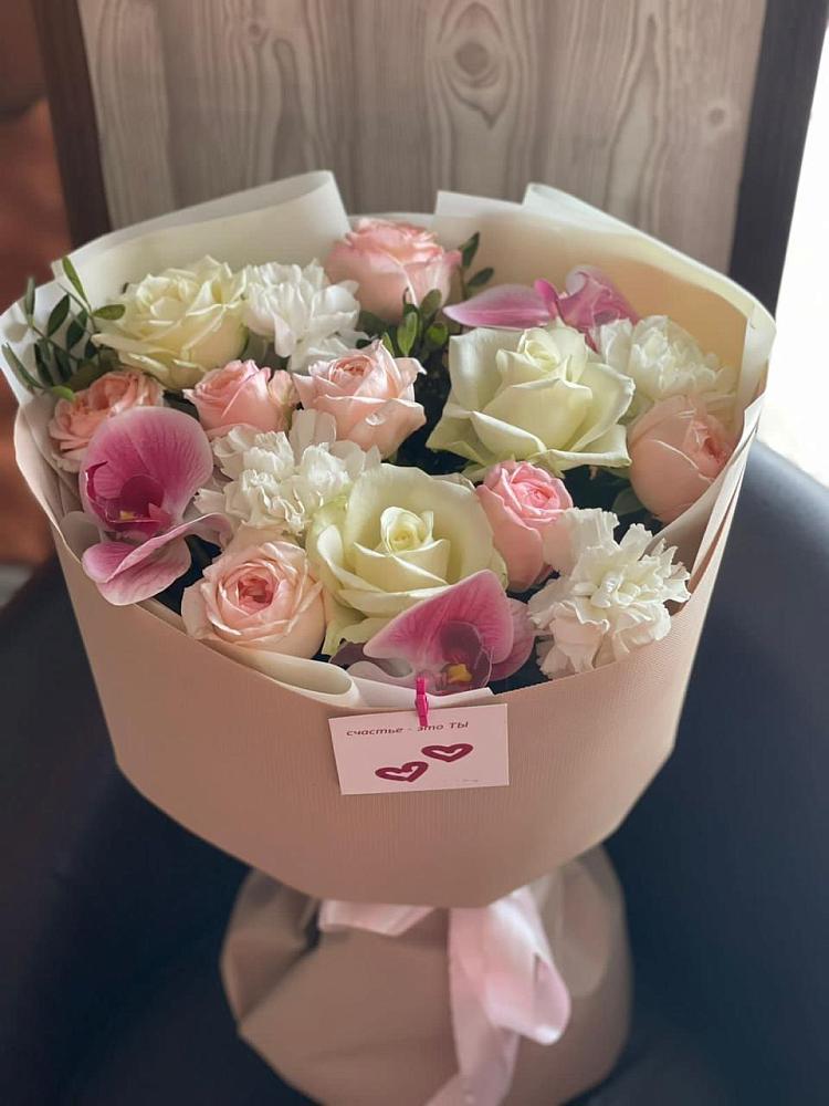 Букет цветов из: Орхидеи, Розы и Гвоздики в Змейской