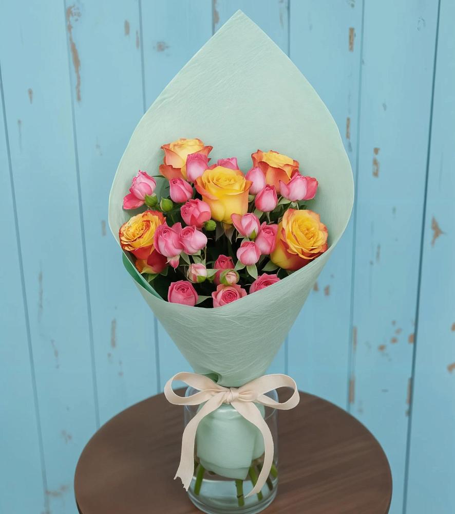 Букет цветов из: Розы в Змейской