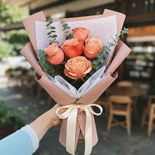 Букет цветов из:  Розы в Змейской