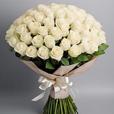 Букет 101 беля роза Белоснежка в Змейской
