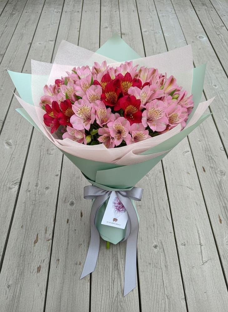 Букет цветов из: Альстромерии в Змейской