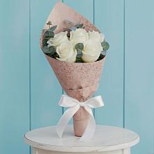 Букет цветов из:  Розы в Змейской