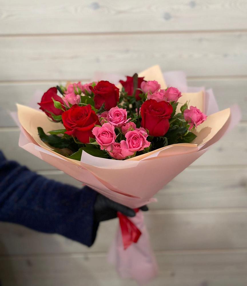 Букет цветов из: Розы в Змейской