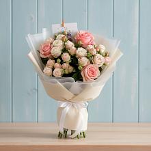 Букет цветов из:  Розы в Змейской