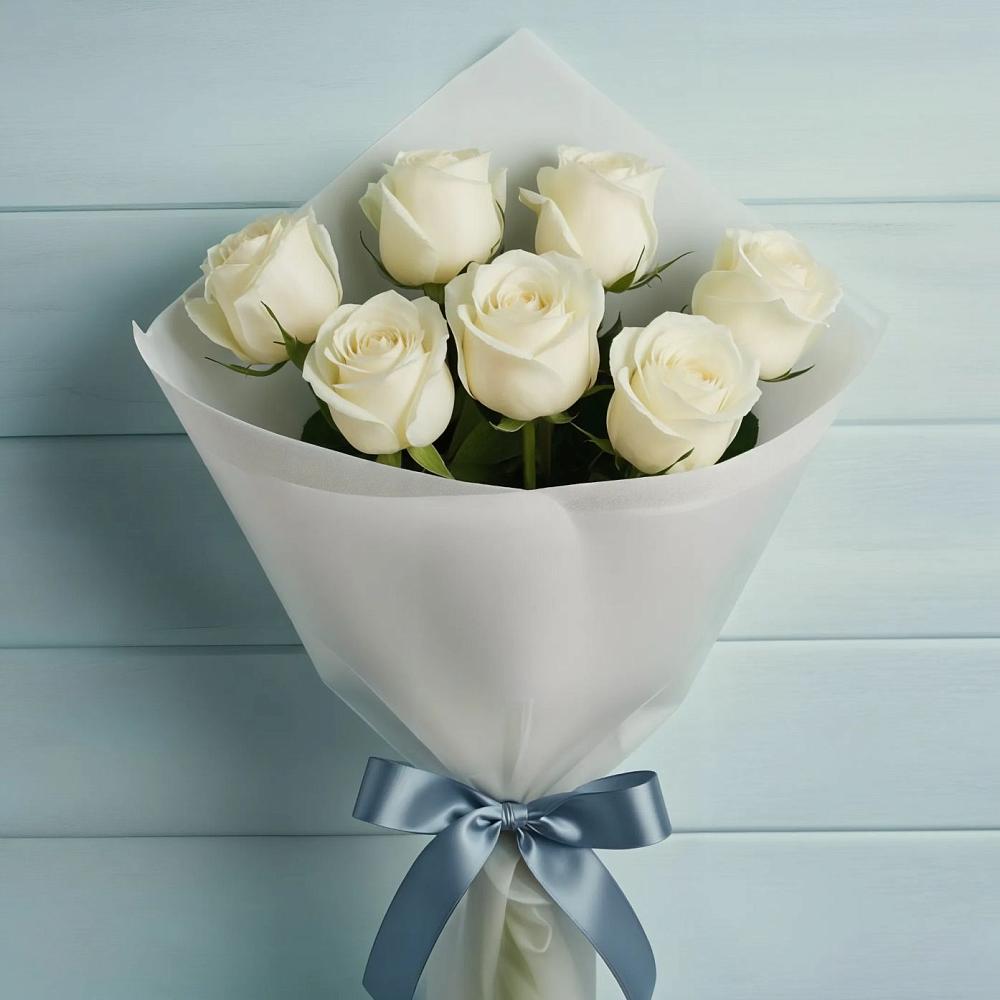 Букет 7 Белых роз Эдлесс Лав в Змейской